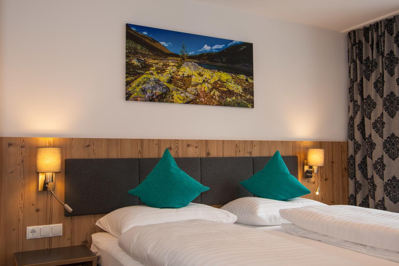 Haus Sattelblick Hotel St. Anton am Arlberg Exterior foto